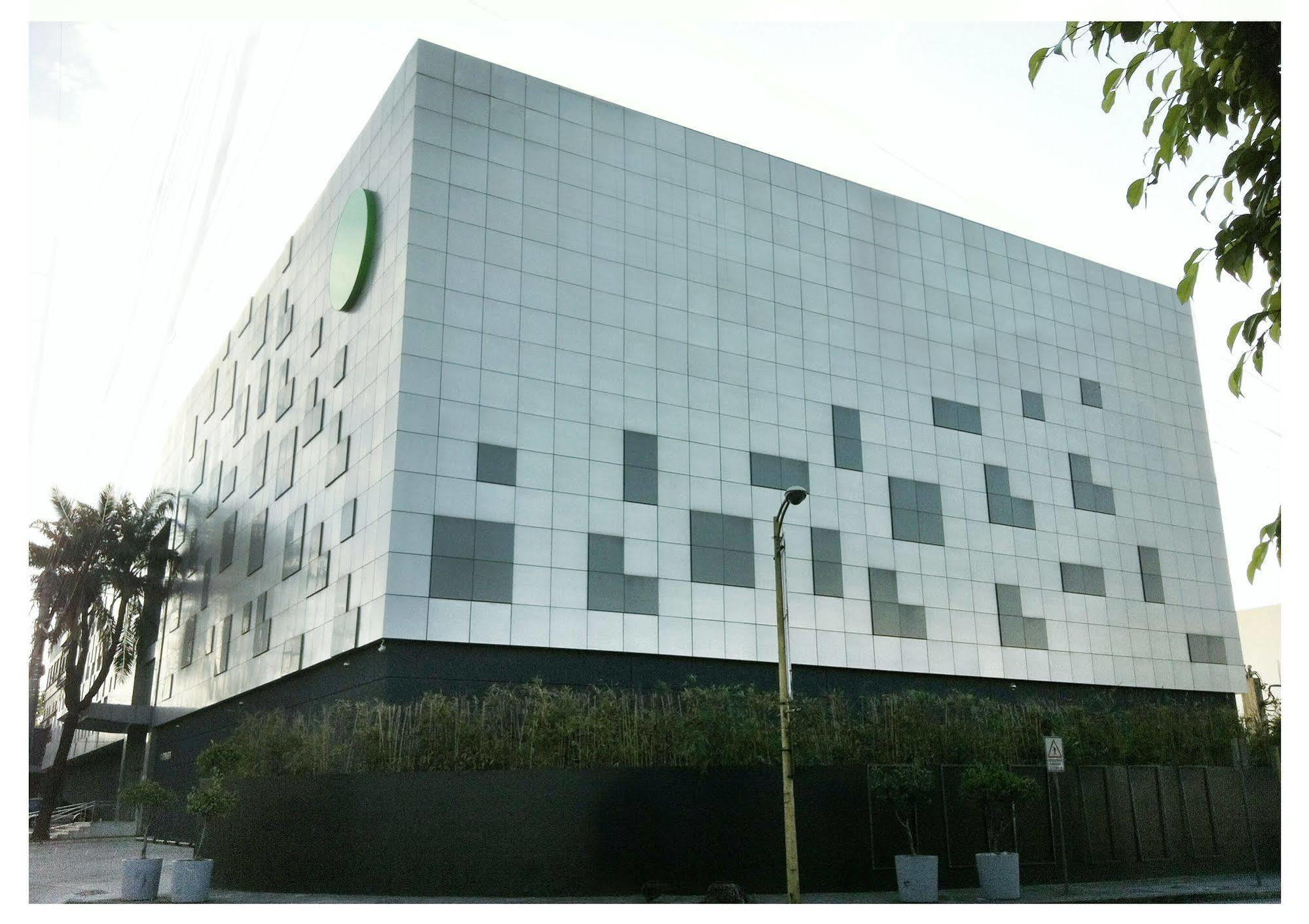 Sun Hotel Makati City